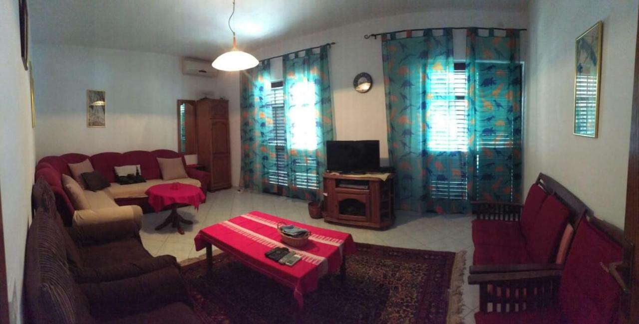 Villa Maja Τρογκίρ Εξωτερικό φωτογραφία